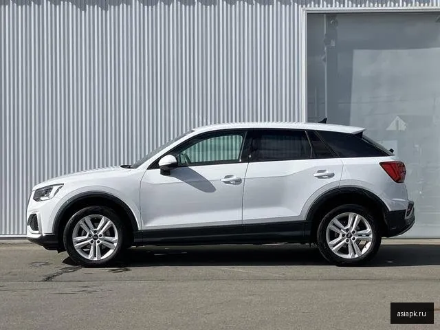 Audi Q2 4