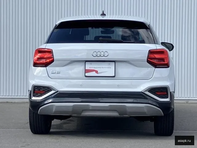 Audi Q2 6