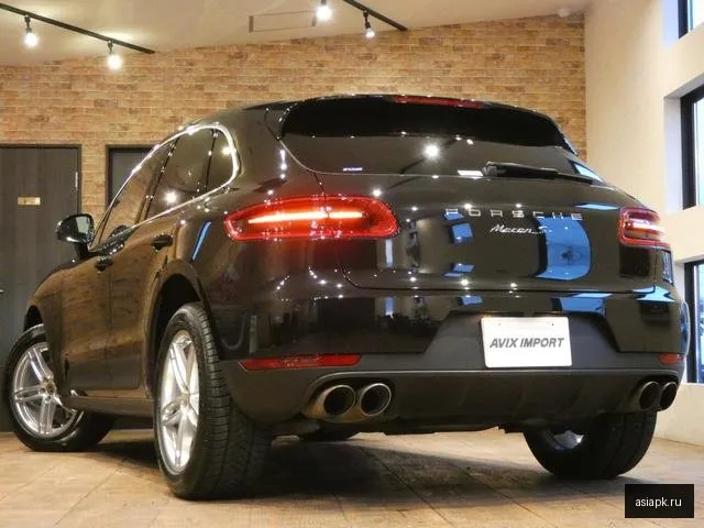 Porsche Macan 3