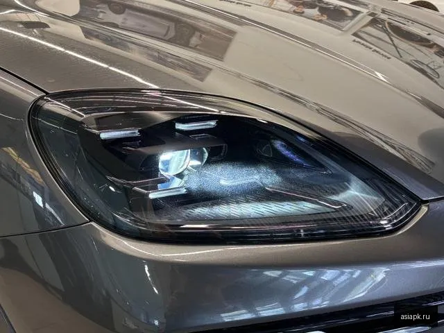 Porsche Cayenne Coupe 5