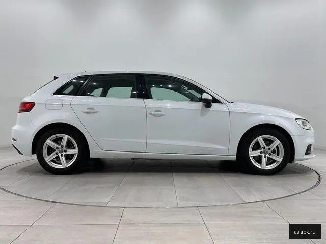 Audi A3 5