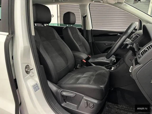 Volkswagen Sharan 4
