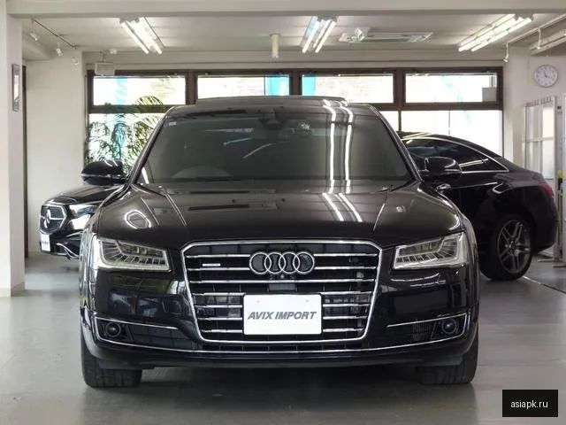Audi A8 4