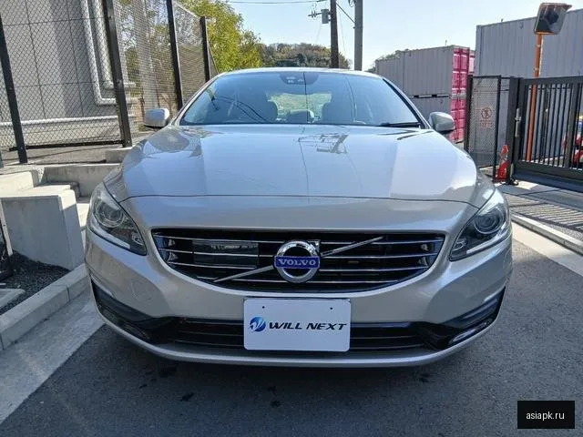 Volvo S60 5