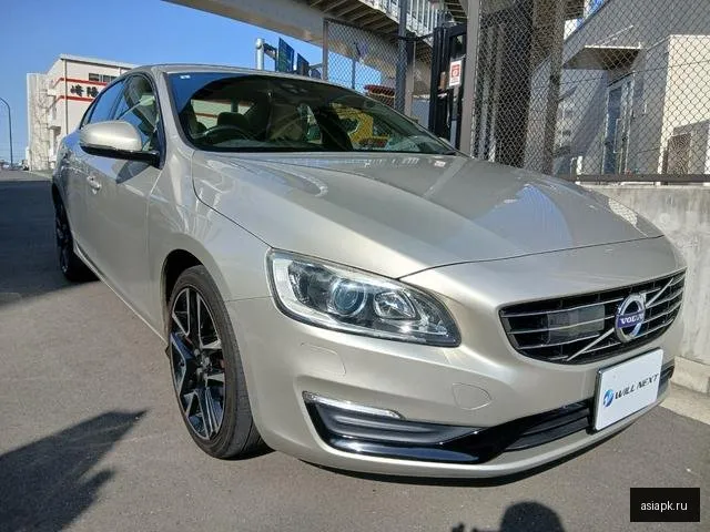 Volvo S60 6