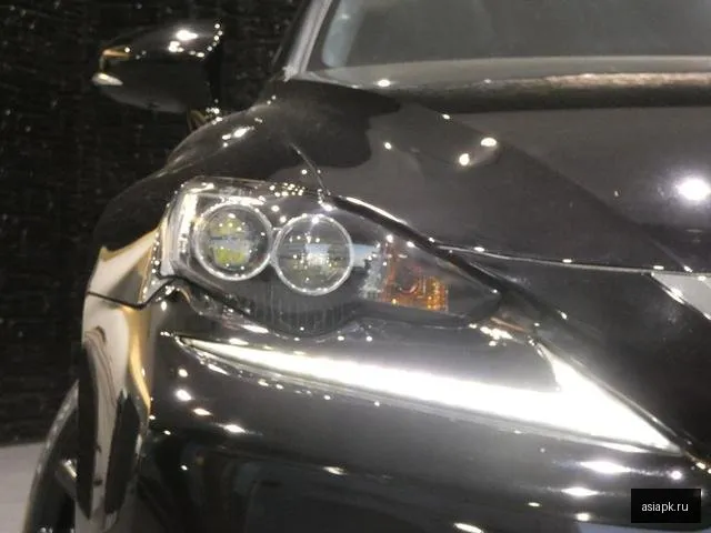 Lexus IS250 4