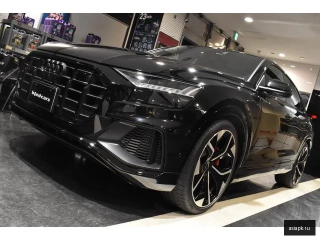 Audi SQ8 3