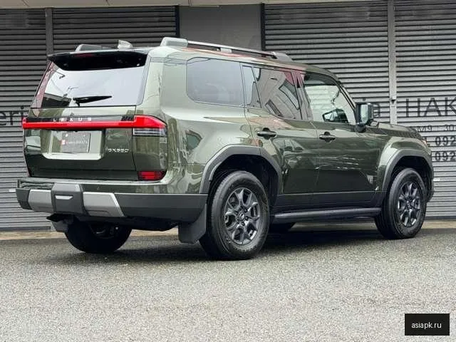 Lexus GX550 6