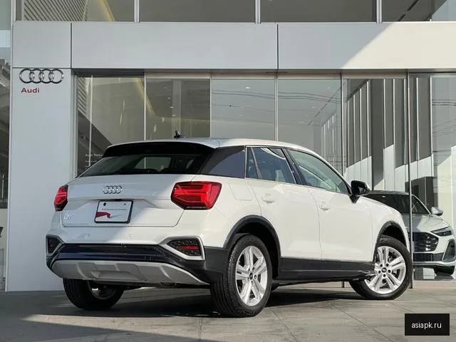 Audi Q2 3