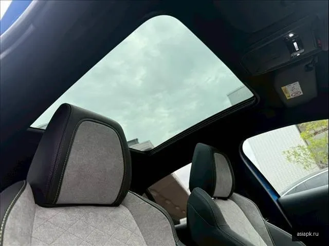Peugeot 208 4