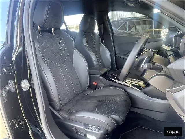 Peugeot 2008 6