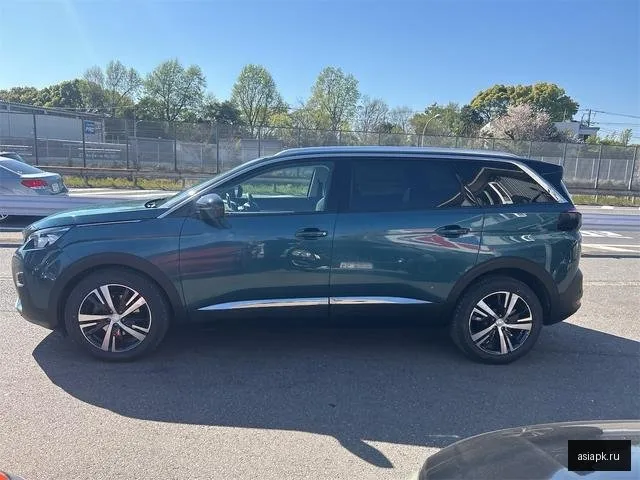 Peugeot 5008 6
