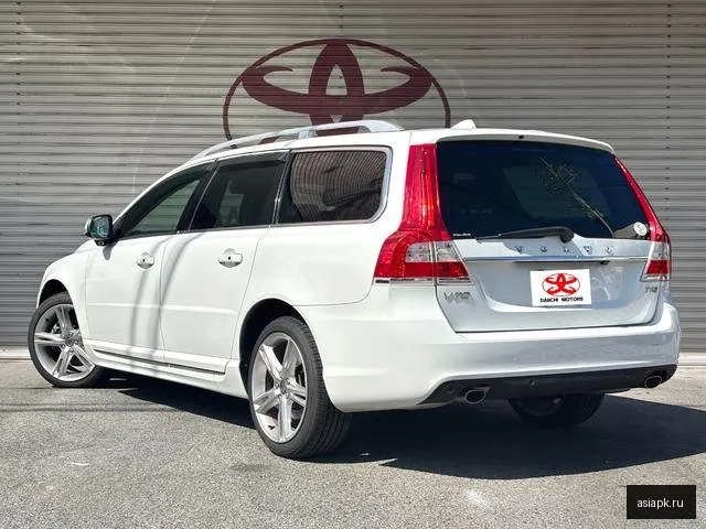 Volvo V70 4