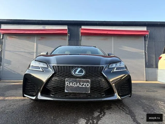 Lexus GS F 3