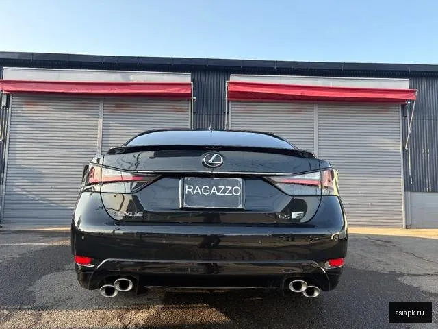 Lexus GS F 5