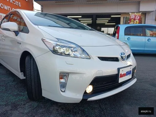 Toyota Prius 5