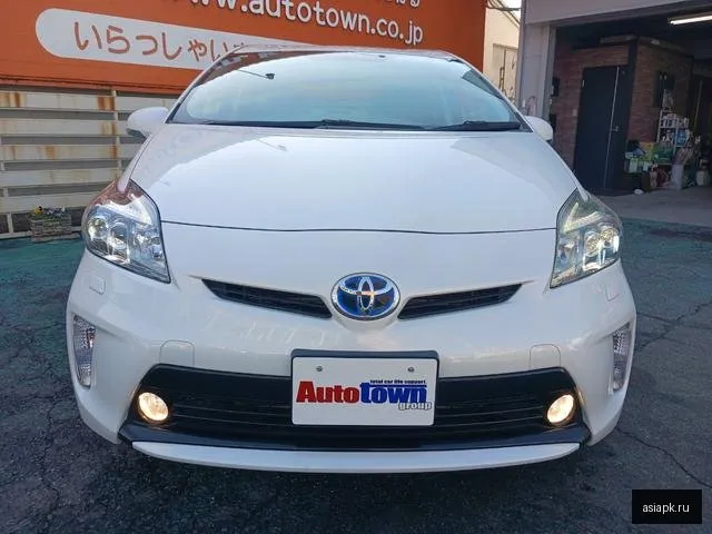 Toyota Prius 6