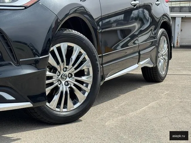 Toyota Harrier 5