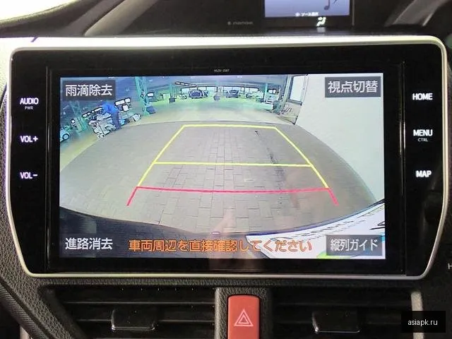 Toyota Voxy 4