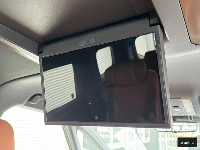 Toyota Vellfire 4