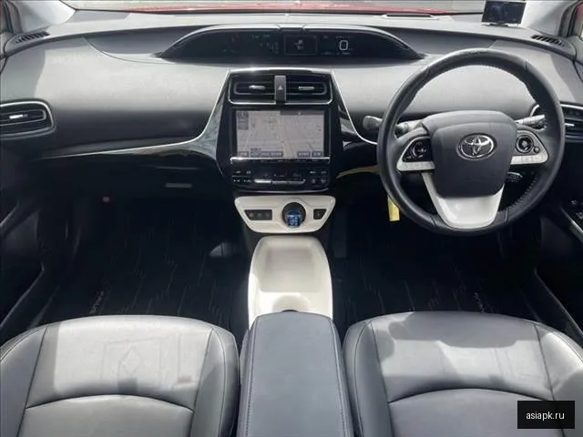Toyota Prius 4