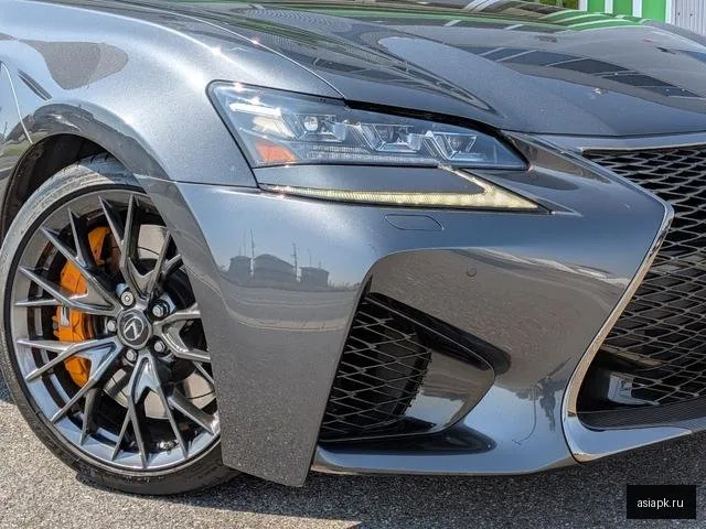Lexus GS F 5