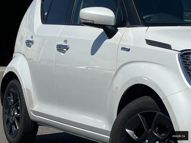 Suzuki Ignis 4