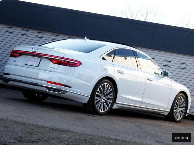 Audi A8 6