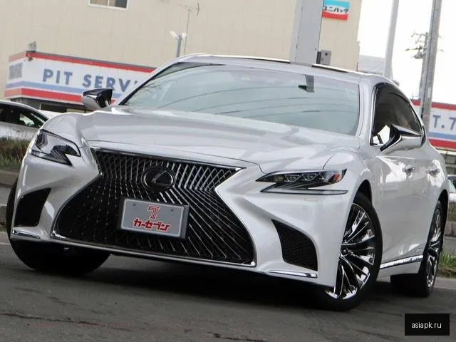 Lexus LS500h 4
