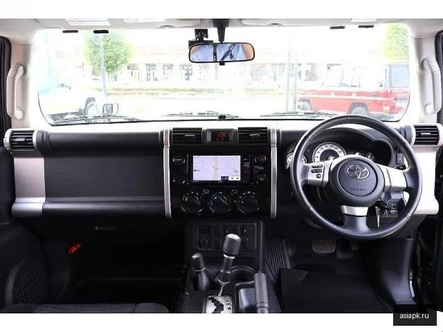 Toyota FJ Cruiser 3