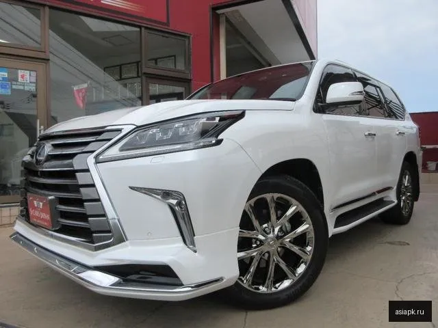 Lexus LX570 3