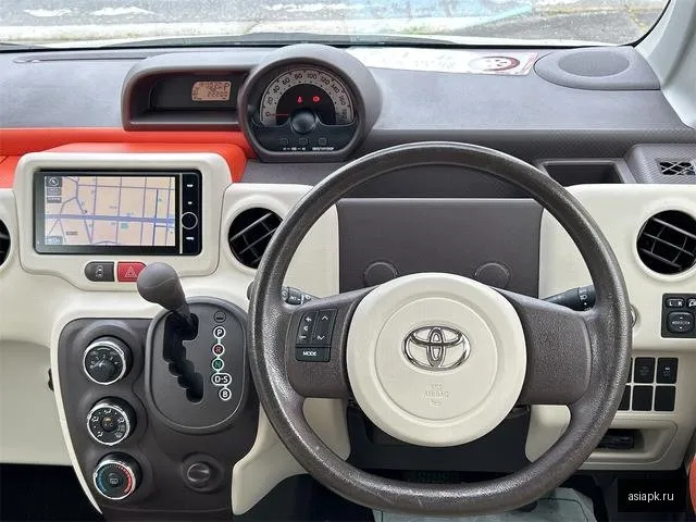 Toyota Porte 4