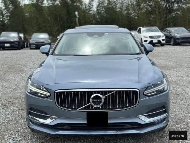 Volvo S90 3