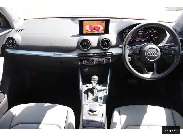 Audi Q2 5