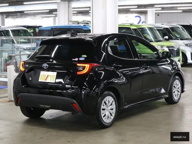Toyota Yaris 4