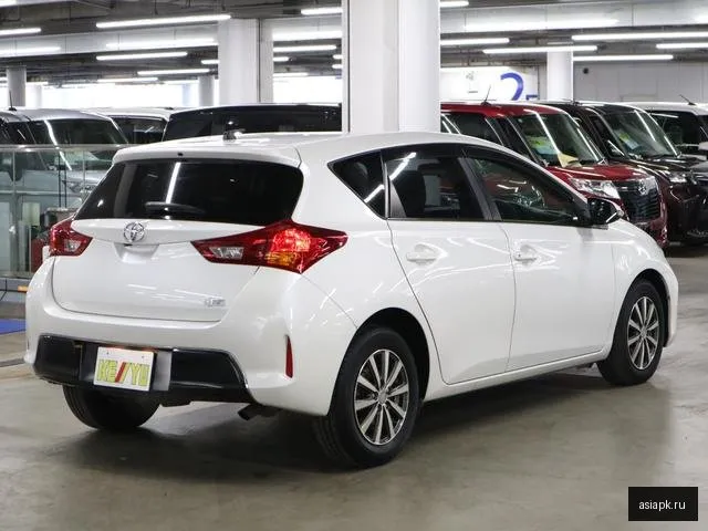 Toyota Auris 4