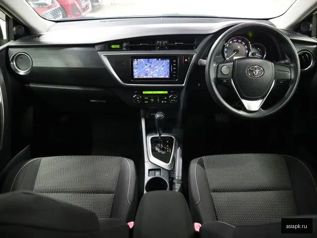 Toyota Auris 5