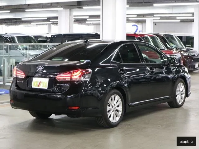 Lexus HS250h 4