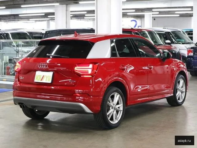 Audi Q2 4