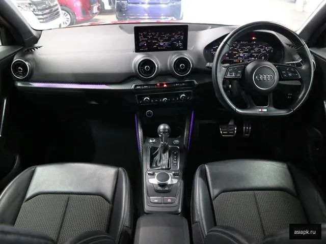 Audi Q2 5
