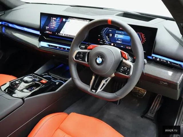 BMW M5 4