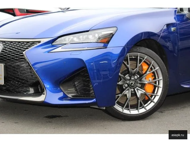 Lexus GS F 5