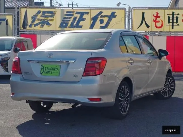 Toyota Corolla Axio 3