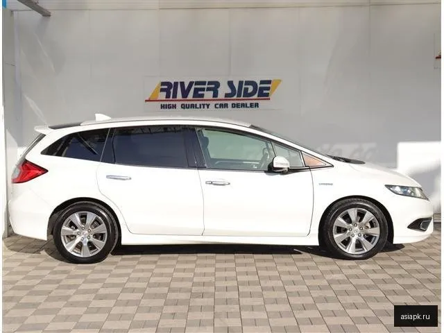 Honda Jade 6