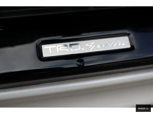 Toyota Esquire 4