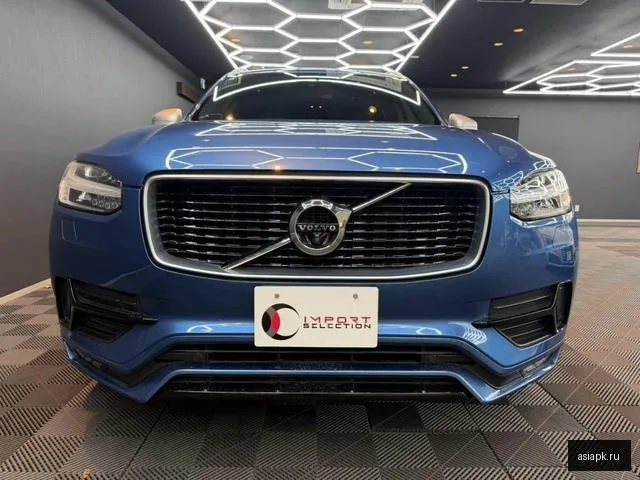 Volvo XC90 4