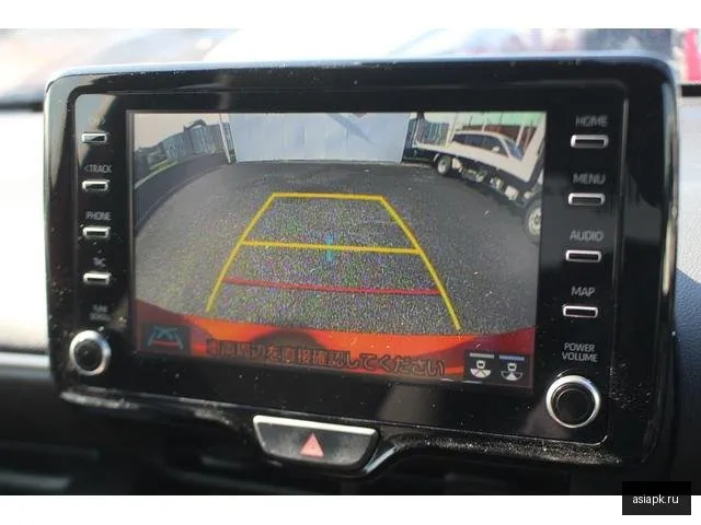 Toyota Yaris 5
