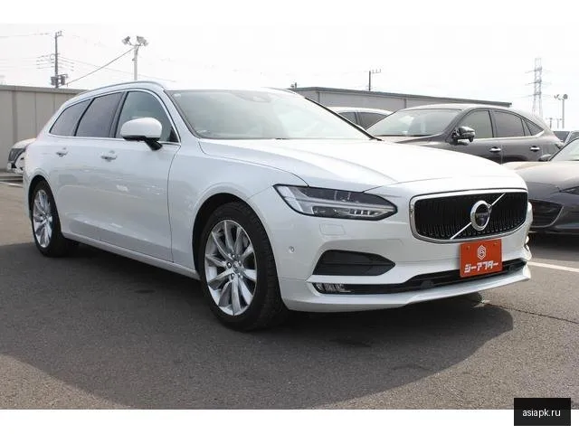 Volvo V90 4