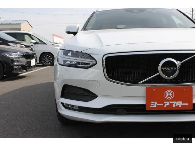 Volvo V90 6