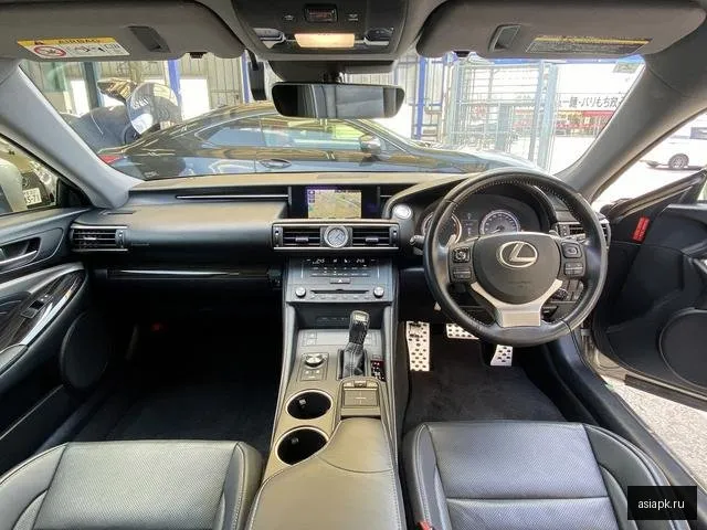 Lexus RC300 4